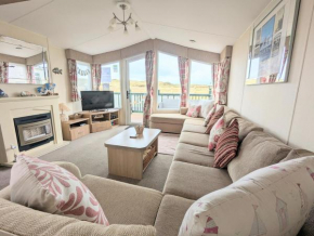 Peacehaven, Ynyslas, Borth